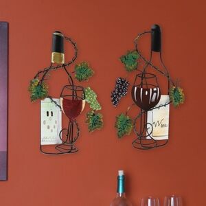 NWOT Arad Hand Painted Metal Wall Art